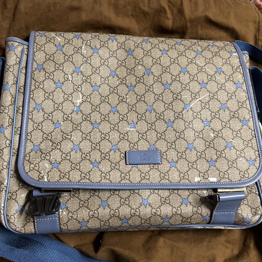 GUCCI Messenger/ Diaper Bag